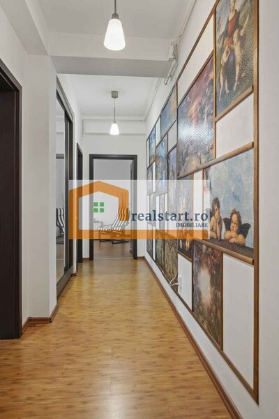 Cartier Latin, Mega Image, piata,decomandat, 6/8, centrala gaz, loc parcare