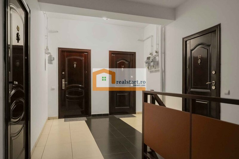 Cartier Latin, Mega Image, piata,decomandat, 6/8, centrala gaz, loc parcare